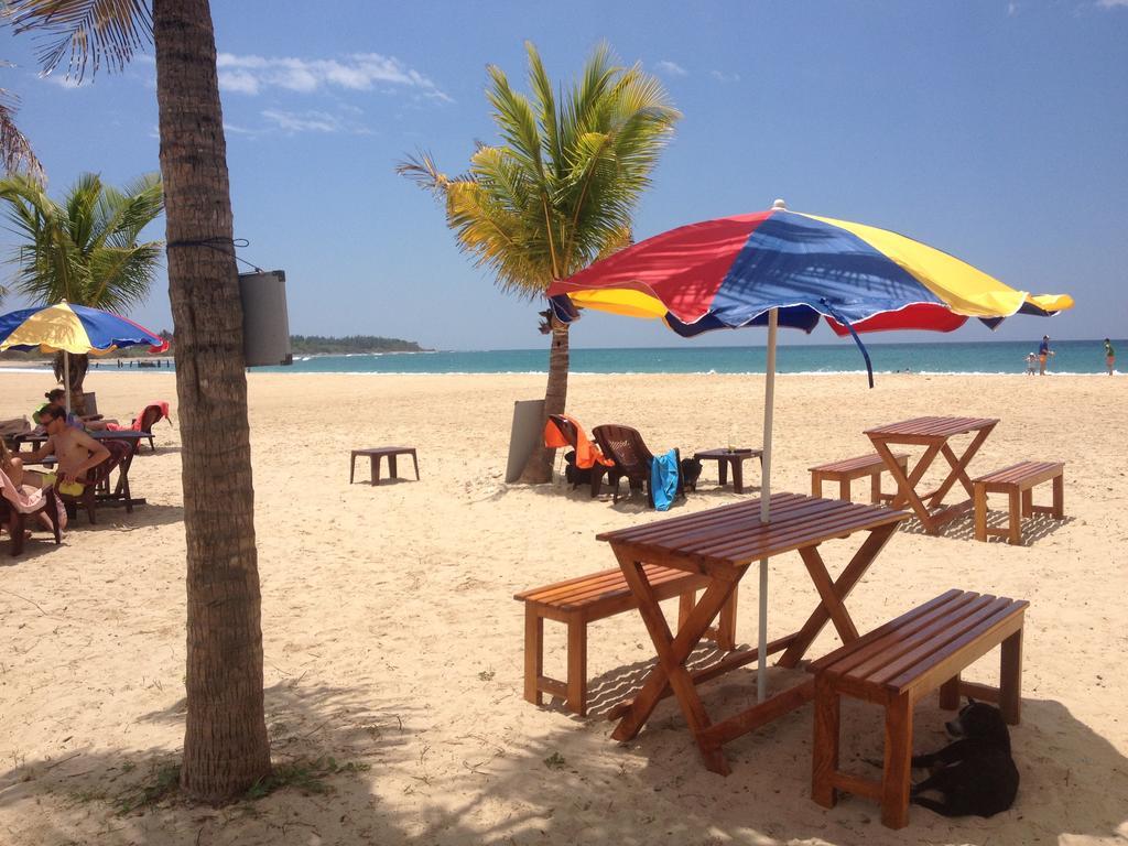 Aqua Marine Beach Resort Pasikuda Εξωτερικό φωτογραφία